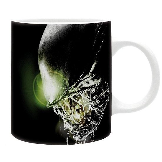 Cover for Alien · Alien In Space - Mug - 320 ml (Krus) (2021)