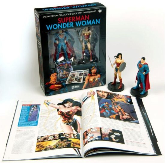 Superman and Wonder Woman Plus Collectibles - James Hill - Bøker - Eaglemoss Publications Ltd - 9781858755755 - 6. august 2019