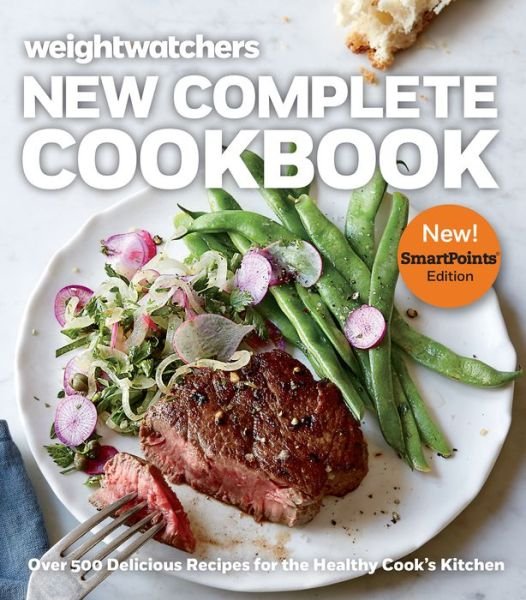 Cover for Weight Watchers · Weight Watchers New Complete Cookbook, Smartpoints (TM) Edition: Over 500 Delicious Recipes for the Healthy Cook's Kitchen (Hardcover Book) (2016)