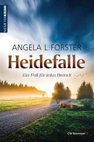 Heidefalle - Angela L. Forster - Books - Niemeyer C.W. Buchverlage - 9783827193759 - March 1, 2022