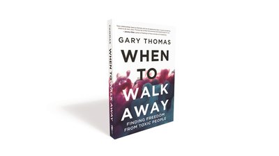 Cover for Gary Thomas · When to Walk Away: Finding Freedom from Toxic People (Gebundenes Buch) (2019)