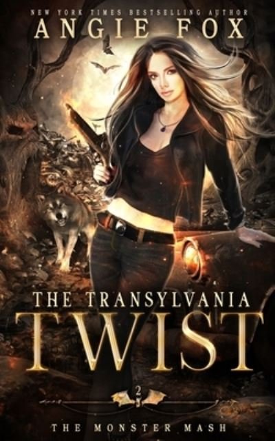 Cover for Angie Fox · The Transylvania Twist (Paperback Bog) (2021)