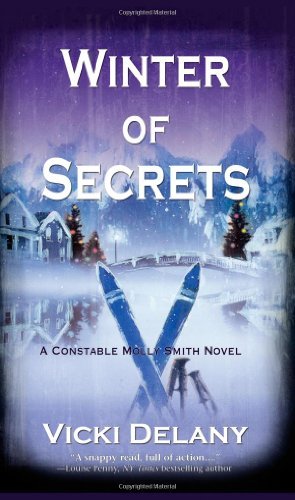 Cover for Vicki Delany · Winter of Secrets (Constable Molly Smith) (Innbunden bok) [First edition] (2009)