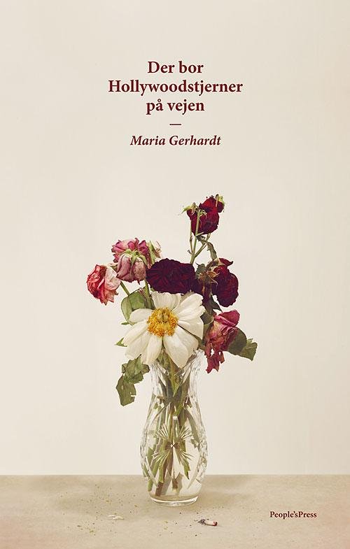 Cover for Maria Gerhardt · Der bor Hollywoodstjerner på vejen (Poketbok) [1:a utgåva] (2014)