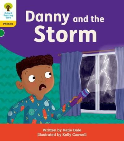 Oxford Reading Tree: Floppy's Phonics Decoding Practice: Oxford Level 5: Danny and the Storm - Oxford Reading Tree: Floppy's Phonics Decoding Practice - Katie Dale - Kirjat - Oxford University Press - 9781382030762 - torstai 28. huhtikuuta 2022