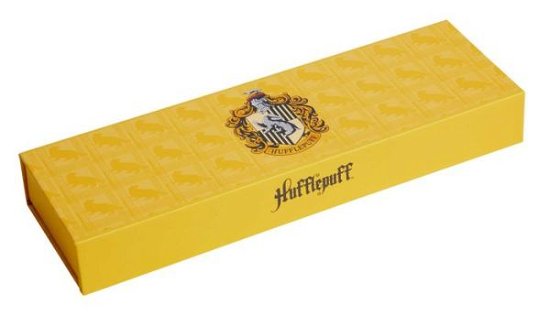 Harry Potter: Hufflepuff Magnetic Pencil Box - Pencil Box - Insight Editions - Bøger - Insight Editions - 9781647222765 - 2. februar 2021