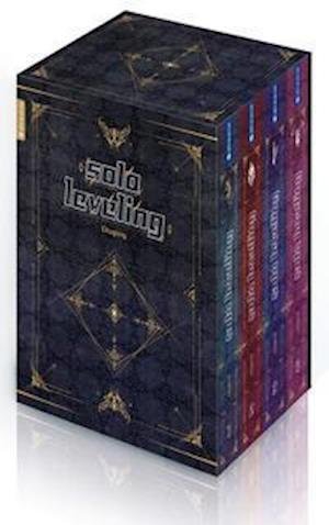 Cover for Chugong · Solo Leveling Roman 01 - 04 mit Box (Gebundenes Buch) (2022)