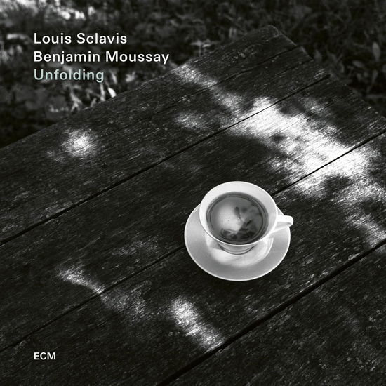 UNFOLDING (LP) by SCLAVIS,LOUIS / MOUSSAY,BENJ - Sclavis,louis / Moussay,benj - Musik - Universal Music - 0602465795776 - 8. November 2024