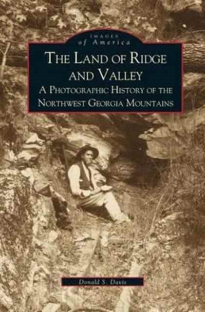Cover for Davis · Land of Ridge and Valley (Hardcover Book) (2000)