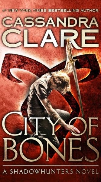 Cover for Cassandra Clare · City of Bones (Pocketbok) (2018)