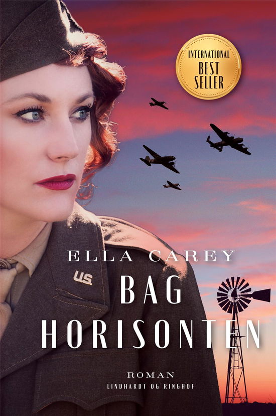 Cover for Ella Carey · Bag horisonten (Bound Book) [1º edição] (2022)