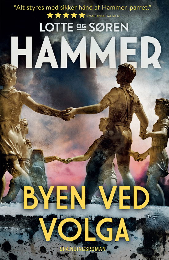 Cover for Lotte Hammer og Søren Hammer · Venner og fjender bind 4: Byen ved Volga (Pocketbok) [2:a utgåva] (2021)