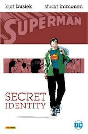 Cover for Kurt Busiek · Superman: Secret Identity (Taschenbuch) (2021)