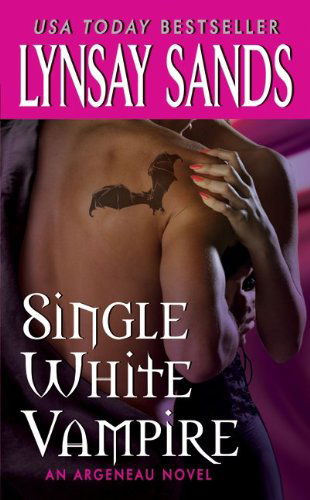 Cover for Lynsay Sands · Single White Vampire - Argeneau Vampire (Paperback Book) [Reprint edition] (2010)