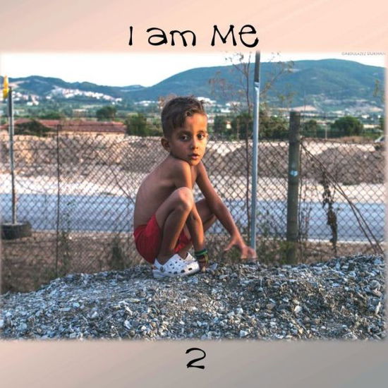 Cover for Sue Hampton · I am Me 2 (Paperback Book) (2019)