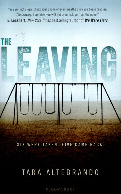 Cover for Tara Altebrando · The Leaving (Paperback Book) (2016)