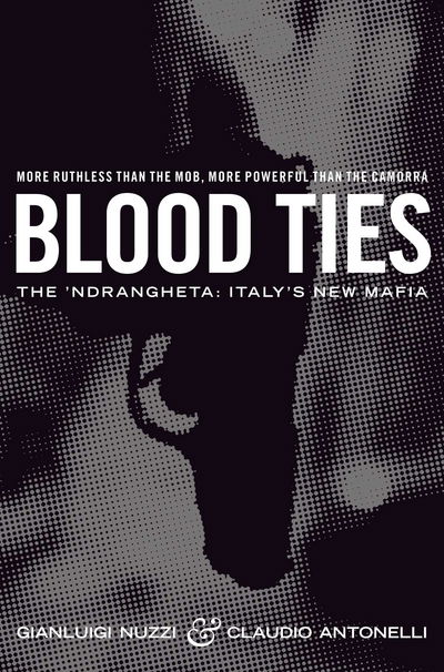 Blood Ties - Claudio Antonelli - Livros - Pan Macmillan - 9781509853809 - 26 de janeiro de 2017