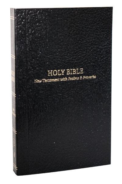 Cover for Thomas Nelson · KJV Holy Bible: Pocket New Testament with Psalms and Proverbs, Black Softcover, Red Letter, Comfort Print: King James Version (Pocketbok) (2024)
