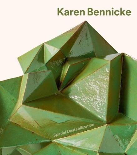Cover for Lars Dybdahl, Lisbeth Bonde, Anne-Louise Sommer og Alison Britton · Karen Bennicke (Bound Book) [1e uitgave] (2016)