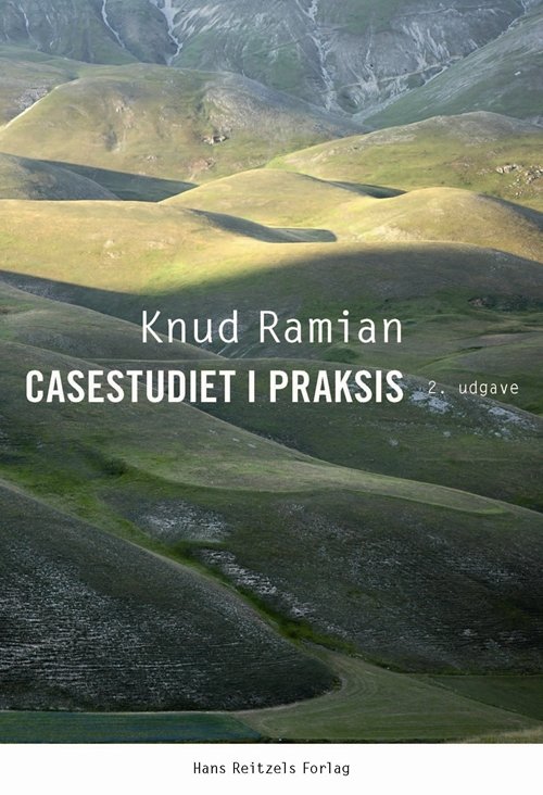 Knud Ramian · Casestudiet  i praksis (Sewn Spine Book) [2. wydanie] (2012)