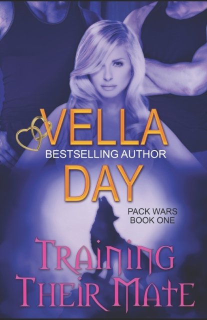 Cover for Vella Day · Training Their Mate: Paranormal Werewolf Military Unit (Paperback Bog) (2022)