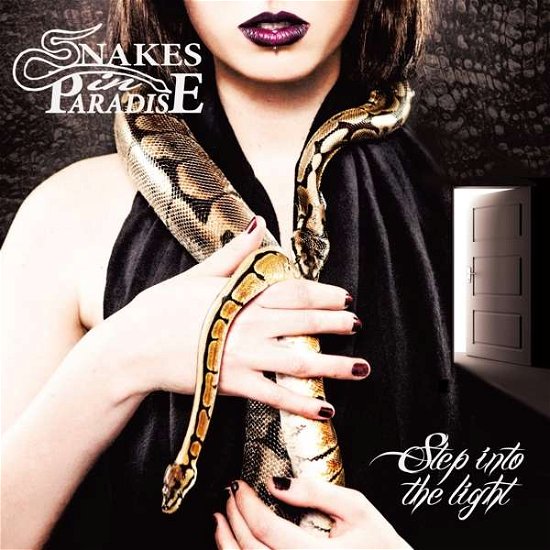 Step Into The Light - Snakes In Paradise - Musiikki - FRONTIERS - 8024391088821 - perjantai 3. tammikuuta 2020