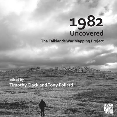 Cover for 1982 Uncovered: The Falklands War Mapping Project (Paperback Bog) (2022)