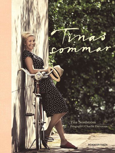 Cover for Tina Nordström · Tinas sommar (Book) (2015)