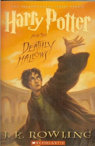Cover for J. K. Rowling · Harry Potter and the Deathly Hallows (Pocketbok) (2009)