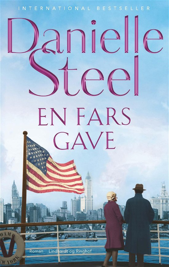 Cover for Danielle Steel · En fars gave (Innbunden bok) [1. utgave] (2021)