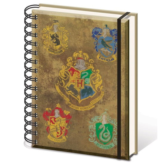 Hogwarts Crests (Wiro A5 Notebook / Quaderno) - Harry Potter: Pyramid - Merchandise - Harry Potter - 5051265720832 - February 7, 2019