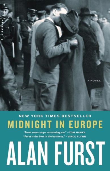 Cover for Alan Furst · Midnight in Europe (Paperback Book) (2015)