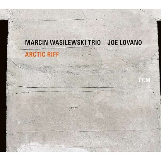 Arctic Riff - Joe Lovano Marcin Wasilewski Trio - Música - JAZZ - 0602508359835 - 26 de junio de 2020
