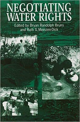 Cover for Negotiating Water Rights (Paperback Book) (2000)