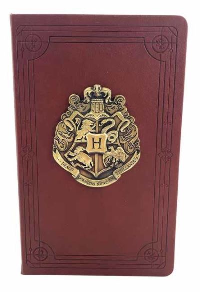 Harry Potter: Hogwarts Crest Hardcover Journal - Insight Editions - Books - Insight Editions - 9798886634846 - January 30, 2024