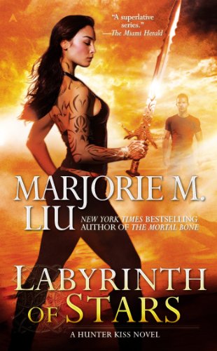 Cover for Marjorie M. Liu · Labyrinth of Stars (A Hunter Kiss Novel) (Paperback Book) (2014)