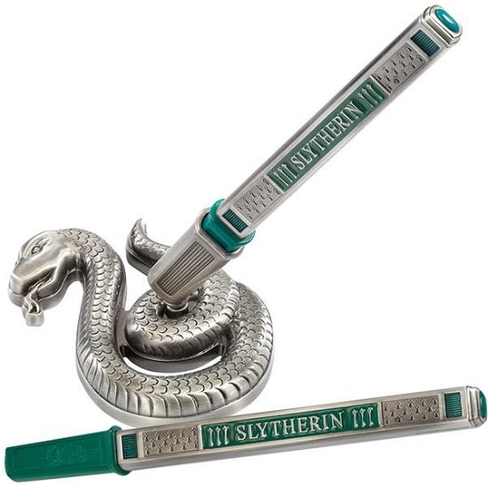 Slytherin House Pen And Desk Stand - Harry Potter - Merchandise - NOBLE COLLECTION UK LTD - 0849241002851 - 