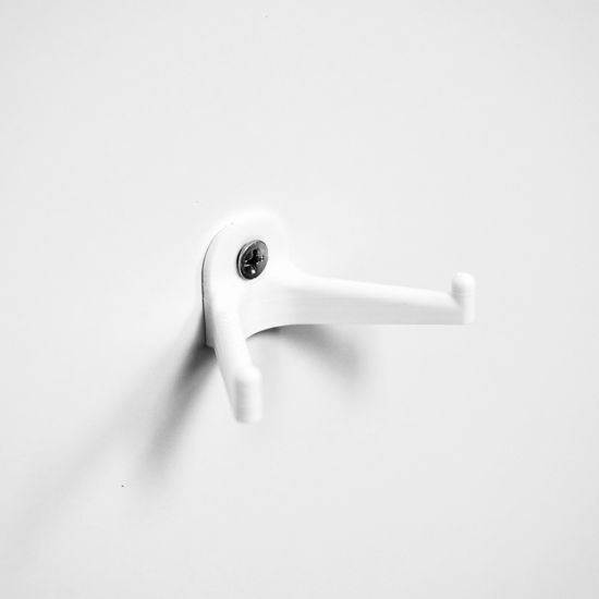 Cover for Wall Art Records · White Screw-mounted Vinyl Hanger (Vinylophæng) [White edition] (2024)