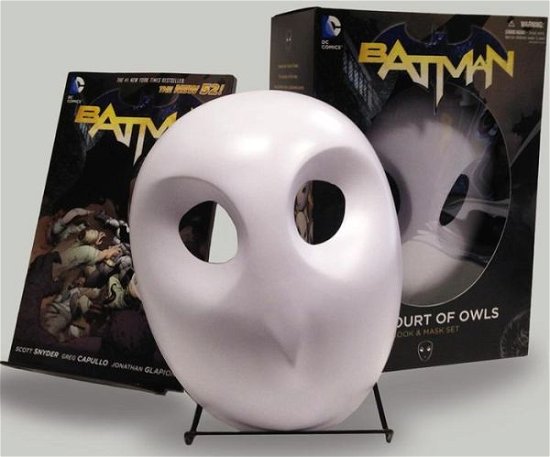 Batman: The Court of Owls Mask and Book Set (The New 52) - Scott Snyder - Bøger - DC Comics - 9781401242855 - 8. oktober 2013