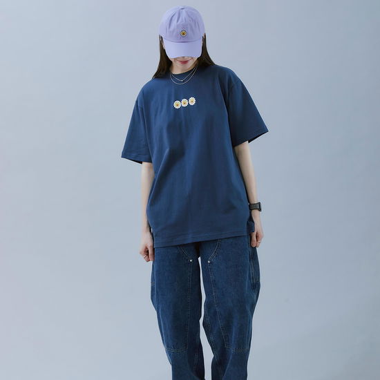 Cover for NEWJEANS · Newjeans x Murakami - Navy T-shirt (T-shirt) [size XL] [Size XLarge] (2024)