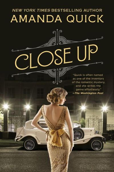 Cover for Amanda Quick · Close Up (Paperback Bog) (2020)