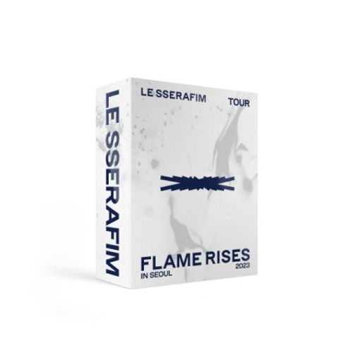 Flame Rises - Le Sserasfim Tour  in Seoul 2003 - LE SSERAFIM - Böcker - Source Music - 8809954229862 - 5 juli 2024