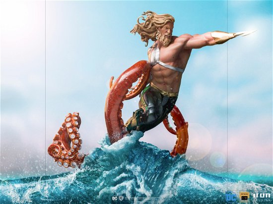 Cover for Dc Comics · Dc Comics Deluxe Art Scale Statue 1/10 Aquaman 26 (Toys) (2022)