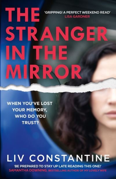 Cover for Liv Constantine · The Stranger in the Mirror (Pocketbok) (2021)
