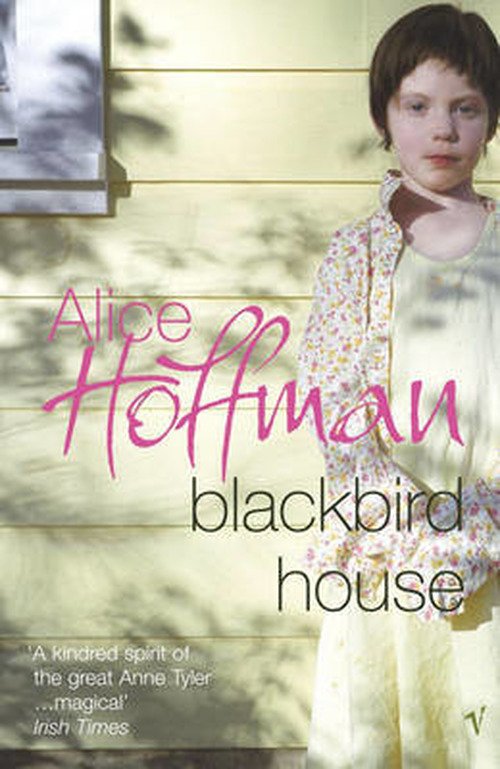 Cover for Alice Hoffman · Blackbird House (Paperback Book) (2005)