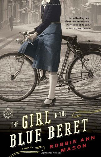 The Girl in the Blue Beret: A Novel - Bobbie Ann Mason - Books - Random House Publishing Group - 9780812978872 - July 10, 2012