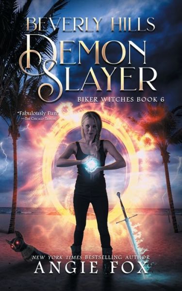 Cover for Angie Fox · Beverly Hills Demon Slayer (Paperback Book) (2021)