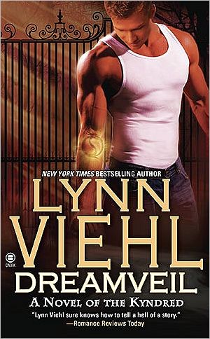 Cover for Lynn Viehl · Dreamveil: a Novel of the Kyndred (Paperback Book) (2010)