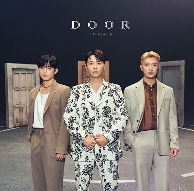 Door - Ftisland - Música - WARNER - 4943674362882 - 21 de setembro de 2022