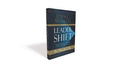 Cover for John C. Maxwell · Leadershift Workbook: Making the Essential Changes Every Leader Must Embrace (Pocketbok) (2019)